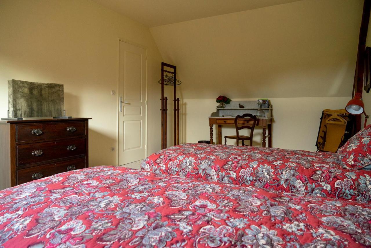 Chambre D'Hotes Chez Artiste Verrier, La Perriere - Perche Екстериор снимка